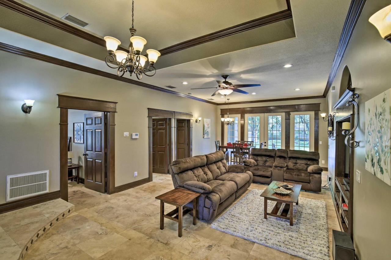 Villa Tampa Oasis With Pool About 7 Mi To Busch Gardens! Exterior foto