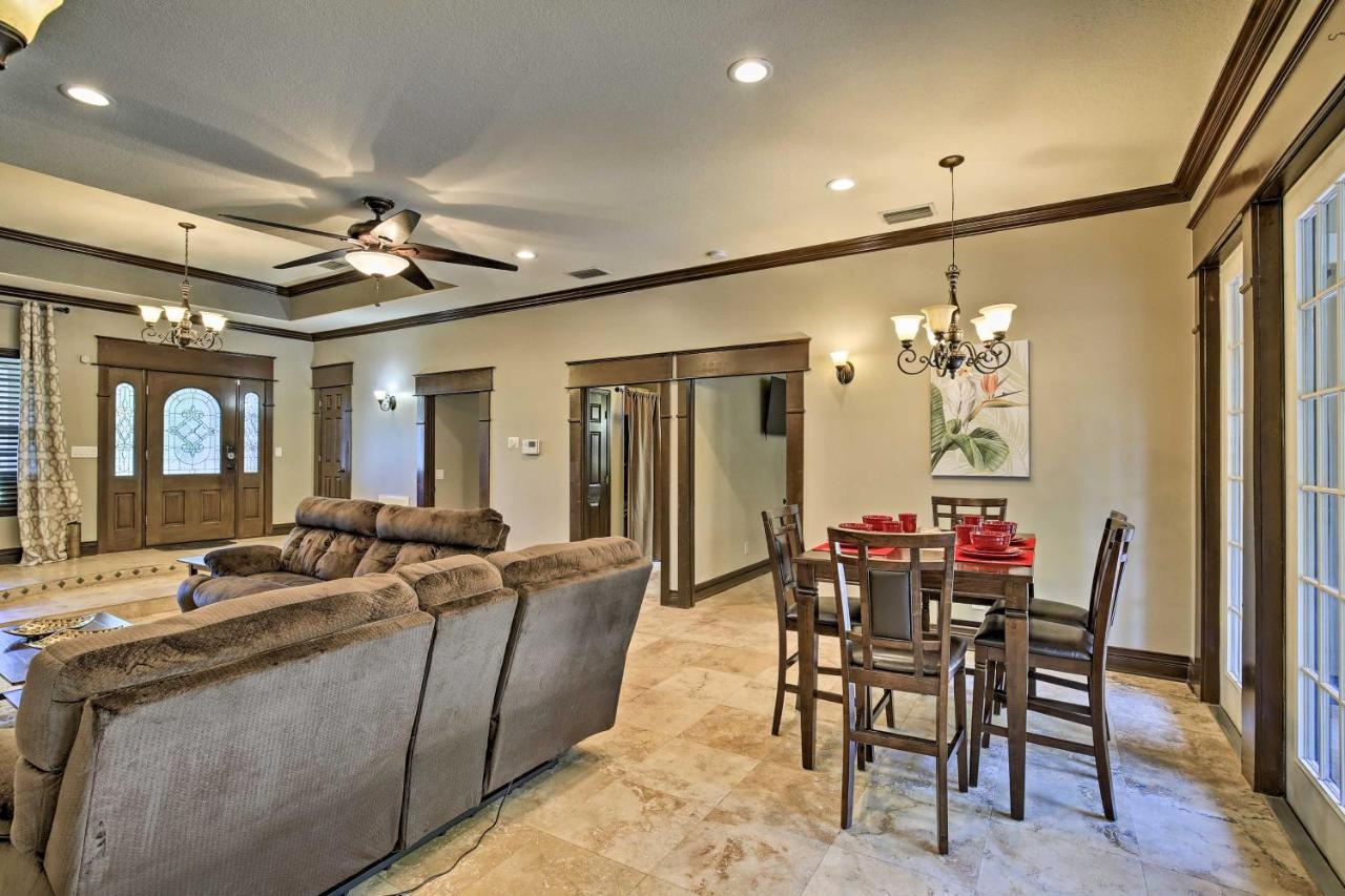 Villa Tampa Oasis With Pool About 7 Mi To Busch Gardens! Exterior foto