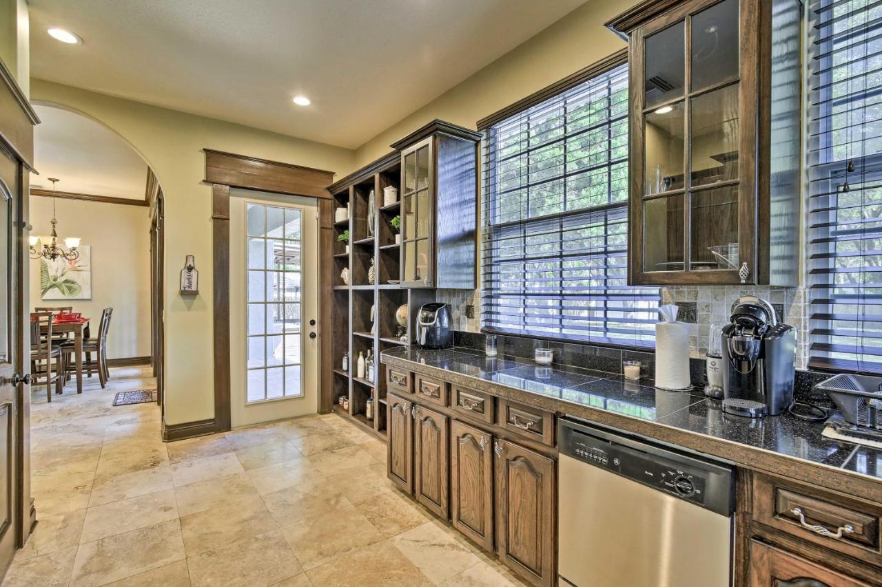 Villa Tampa Oasis With Pool About 7 Mi To Busch Gardens! Exterior foto